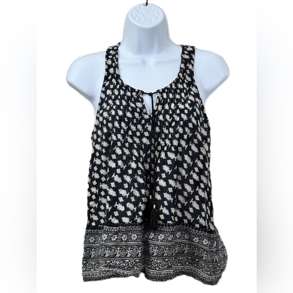 Black and White Patterned Women's Top - Picture 1 of 1